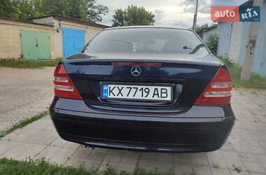 Седан Mercedes-Benz C-Class 2000 в 