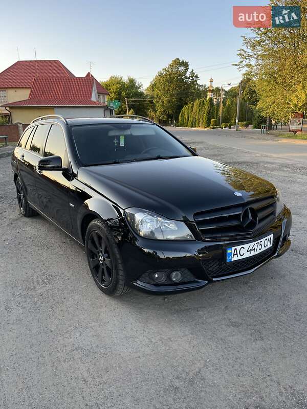 Универсал Mercedes-Benz C-Class 2011 в Ратным