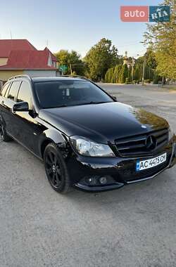 Универсал Mercedes-Benz C-Class 2011 в 