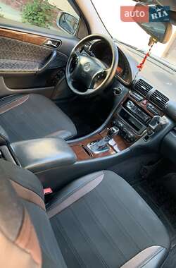 Седан Mercedes-Benz C-Class 2002 в 