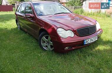 Универсал Mercedes-Benz C-Class 2001 в Голобах