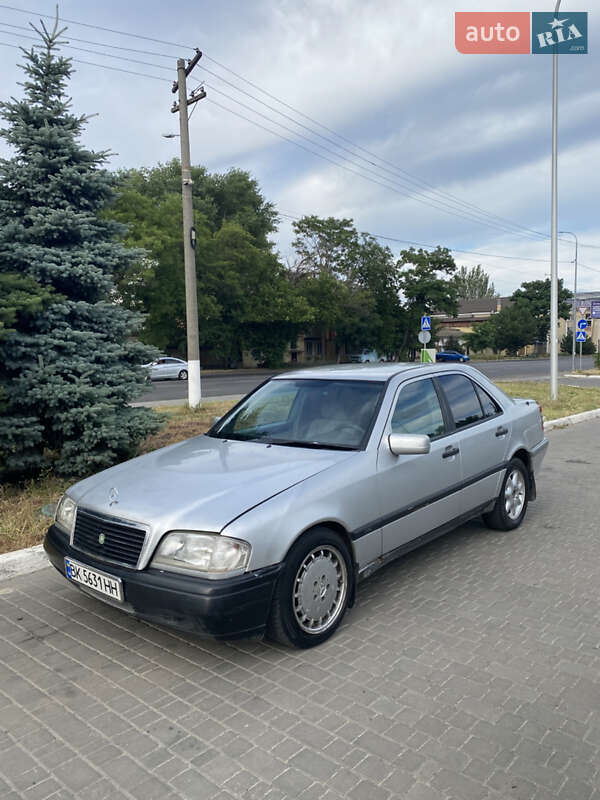 Седан Mercedes-Benz C-Class 1996 в 