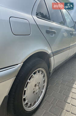 Седан Mercedes-Benz C-Class 1996 в 