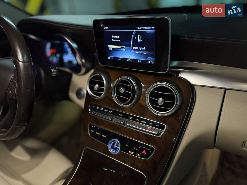 Седан Mercedes-Benz C-Class 2015 в Днепре