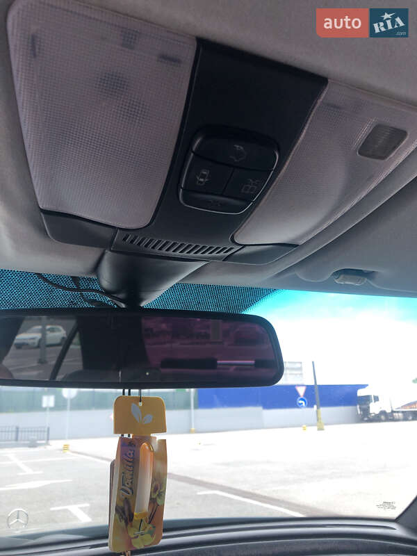 Седан Mercedes-Benz C-Class 1998 в Полтаве фото 7 Седан Mercedes-Benz C-Class 1998 в Полтаве