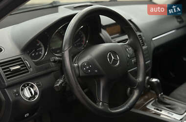 Универсал Mercedes-Benz C-Class 2010 в 