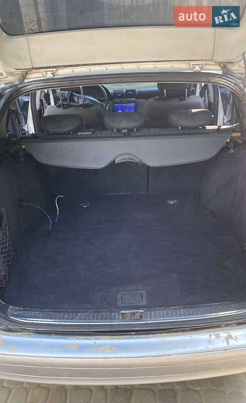 Универсал Mercedes-Benz C-Class 2002 в Банилове-Подгорном