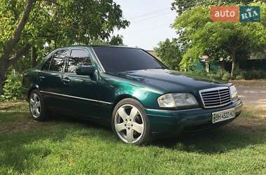 Седан Mercedes-Benz C-Class 1994 в Николаеве