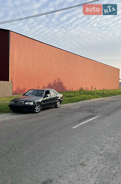 Седан Mercedes-Benz C-Class 1997 в Борисполе