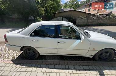 Седан Mercedes-Benz C-Class 1995 в 