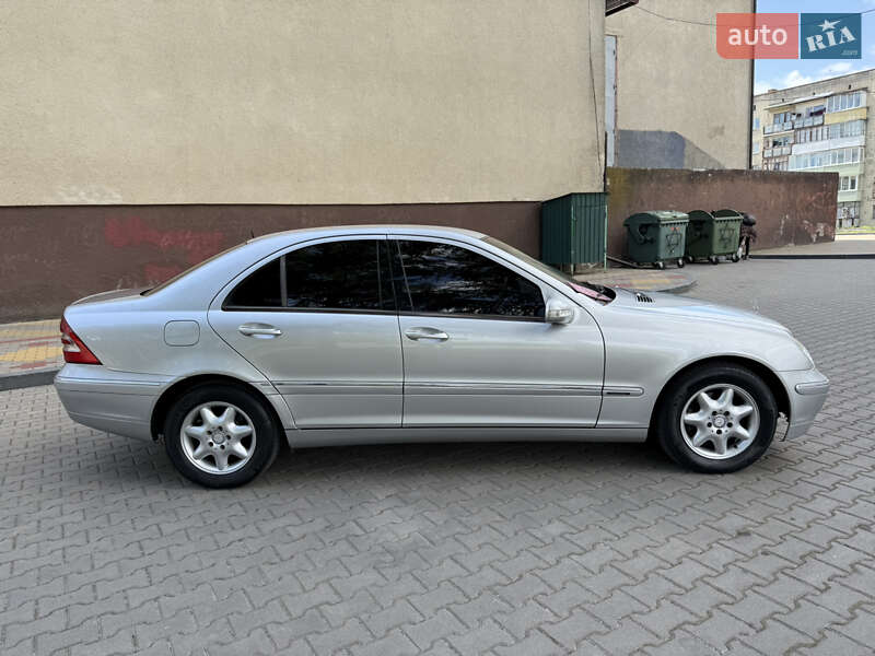 Седан Mercedes-Benz C-Class 2001 в Звягеле