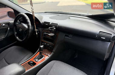 Седан Mercedes-Benz C-Class 2001 в 