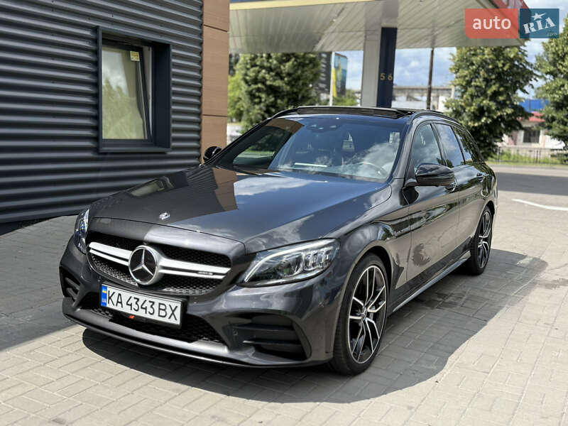 Універсал Mercedes-Benz C-Class 2019 в Києві