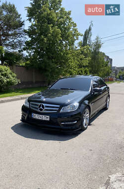 Седан Mercedes-Benz C-Class 2011 в Луцьку
