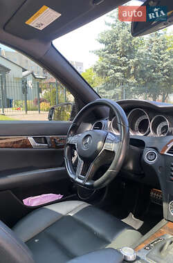 Седан Mercedes-Benz C-Class 2011 в 