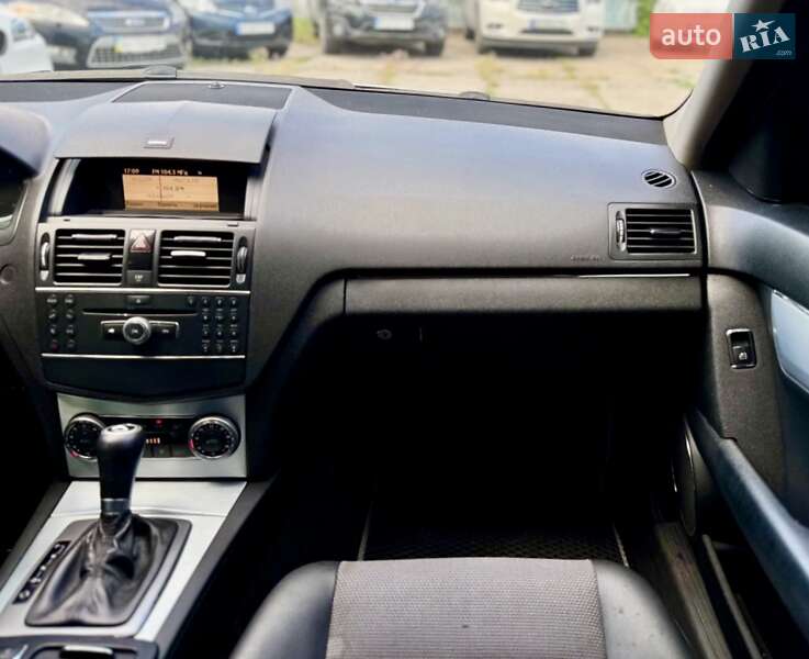 Седан Mercedes-Benz C-Class 2008 в Одессе
