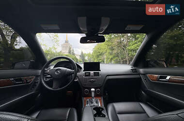 Седан Mercedes-Benz C-Class 2010 в 
