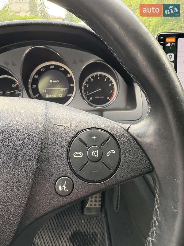 Седан Mercedes-Benz C-Class 2010 в Киеве