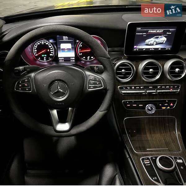 Седан Mercedes-Benz C-Class 2017 в Киеве