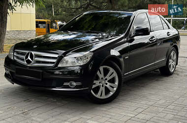 Седан Mercedes-Benz C-Class 2008 в Дніпрі