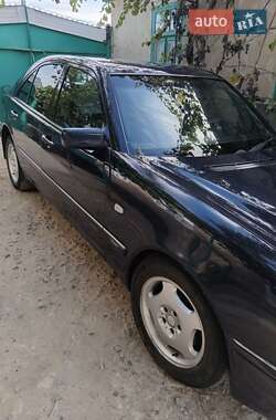 Седан Mercedes-Benz C-Class 1995 в Болграде