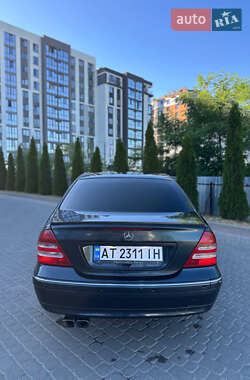 Седан Mercedes-Benz C-Class 2002 в 