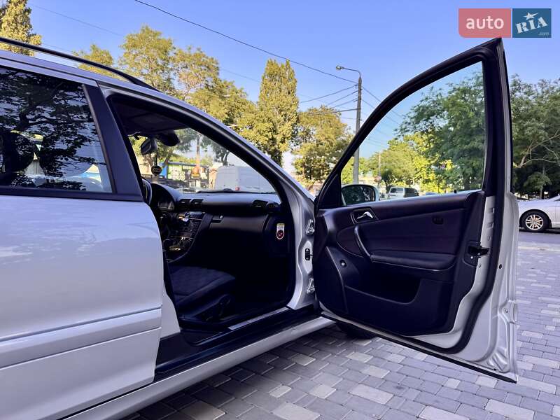Универсал Mercedes-Benz C-Class 2007 в Одессе
