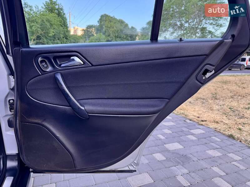 Универсал Mercedes-Benz C-Class 2007 в Одессе