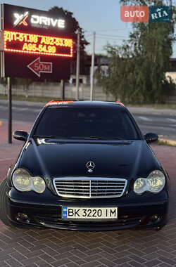 Седан Mercedes-Benz C-Class 2006 в 