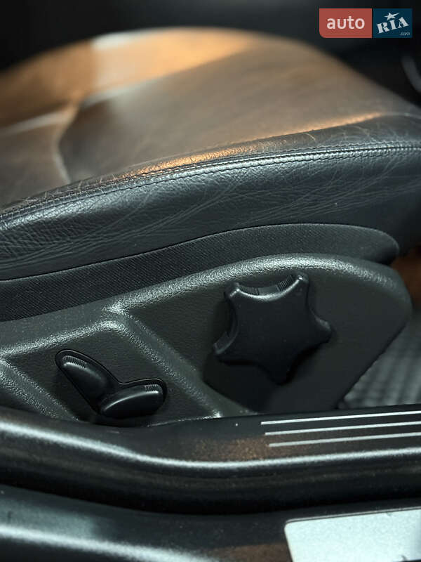 Седан Mercedes-Benz C-Class 2006 в Ровно