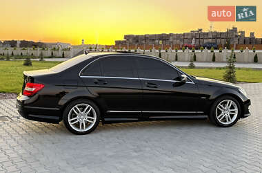 Седан Mercedes-Benz C-Class 2012 в 
