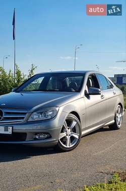 Седан Mercedes-Benz C-Class 2011 в Києві