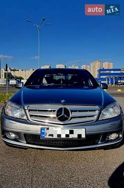 Седан Mercedes-Benz C-Class 2011 в Киеве