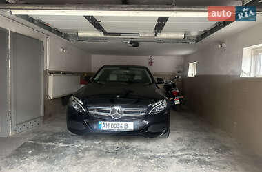 Седан Mercedes-Benz C-Class 2015 в 