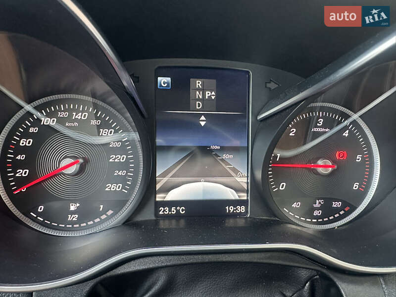 Седан Mercedes-Benz C-Class 2015 в Києві фото 39 Седан Mercedes-Benz C-Class 2015 в Києві
