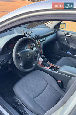 Седан Mercedes-Benz C-Class 2002 в 