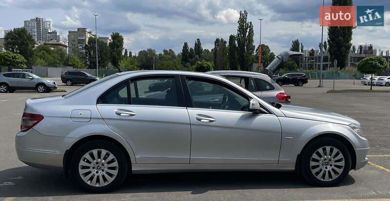 Седан Mercedes-Benz C-Class 2007 в Києві