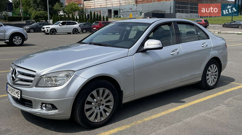 Седан Mercedes-Benz C-Class 2007 в Києві