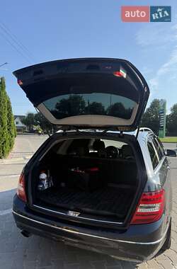 Универсал Mercedes-Benz C-Class 2011 в 