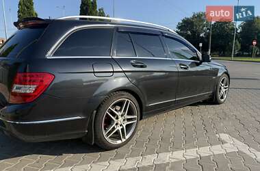 Универсал Mercedes-Benz C-Class 2011 в 