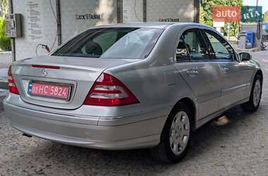 Седан Mercedes-Benz C-Class 2004 в 