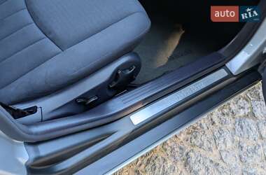 Седан Mercedes-Benz C-Class 2004 в 