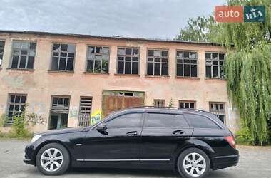 Універсал Mercedes-Benz C-Class 2011 в Рожище