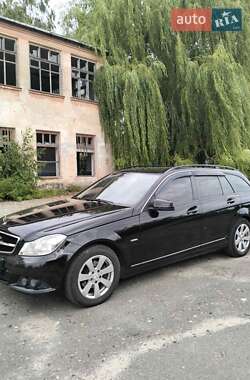 Универсал Mercedes-Benz C-Class 2011 в 