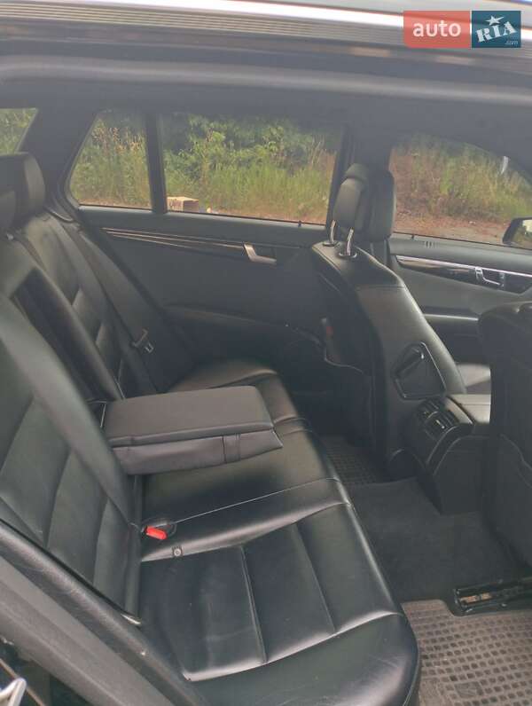 Универсал Mercedes-Benz C-Class 2011 в Рожище фото 15 Универсал Mercedes-Benz C-Class 2011 в Рожище
