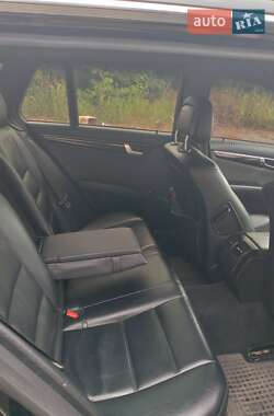 Универсал Mercedes-Benz C-Class 2011 в 