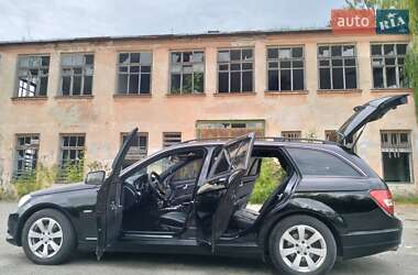 Универсал Mercedes-Benz C-Class 2011 в 