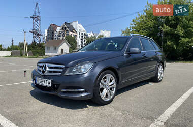 Універсал Mercedes-Benz C-Class 2013 в Києві