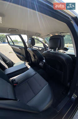 Универсал Mercedes-Benz C-Class 2013 в 