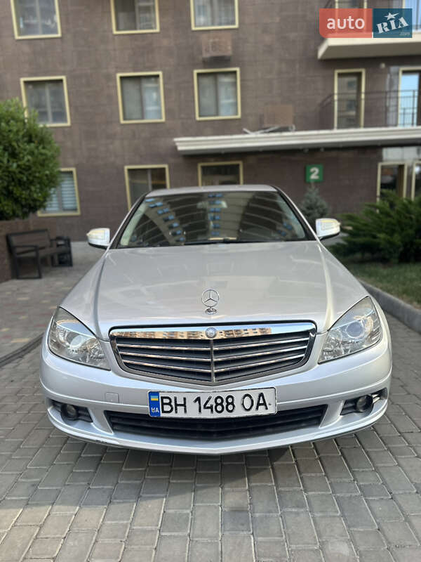 Mercedes-Benz C-Class 2007